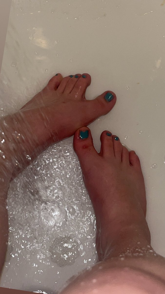 StacieXJames's tweet photo. More content on the FF 👉🏼 …  https://t.co/BAh89q12Xz

#feetfinder #shower #chudai #OF #feetpics #toes #bbc #snowbunny #hentai #wetfeet https://t.co/NhagaELyij