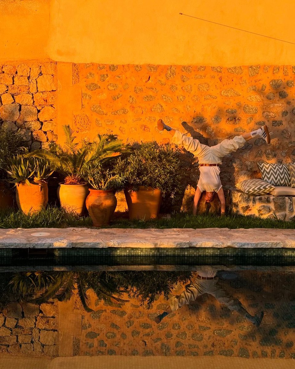 If <a href="/TheBestMaximoff/">ᴘ ɪ ᴇ ᴛ ʀ ᴏ.</a> slips and breaks his head open, she’s not even going to use magic to fix him. 

She’ll just grab some sellotape and patch him up that way.