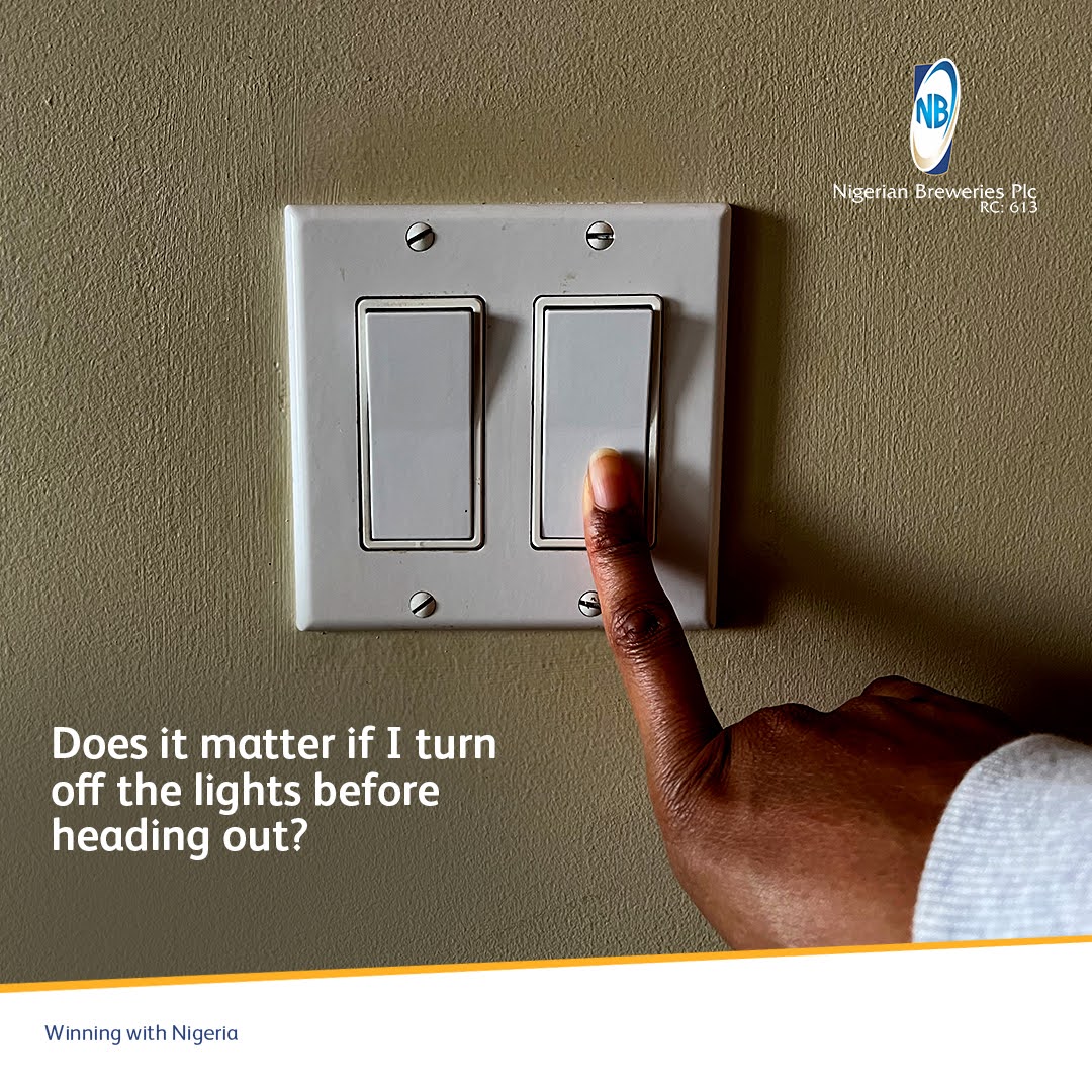 Did you know? Turning off our appliances and light bulbs when not in use,  can lead to fewer power outages and more stable electricity supply. Don't  forget to turn off your lights, image size:1080x1080