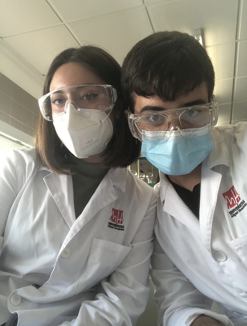 albafructu's tweet photo. ¡¡Feliz día del Farmacéutico!! 💊🥼🏥
#DMF2024 #ATENCIONFARMACEUTICA2024 #WPD2024 @ElsaLopezUMH https://t.co/nKOLegVT2e