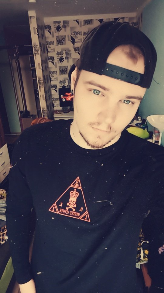 The <a href="/Hitman/">HITMAN</a> shirt came in today! And you guys guessed it we're playing Hitman world of assassination and checking out The Drop DLC over at twitch.tv/ohlookitsken