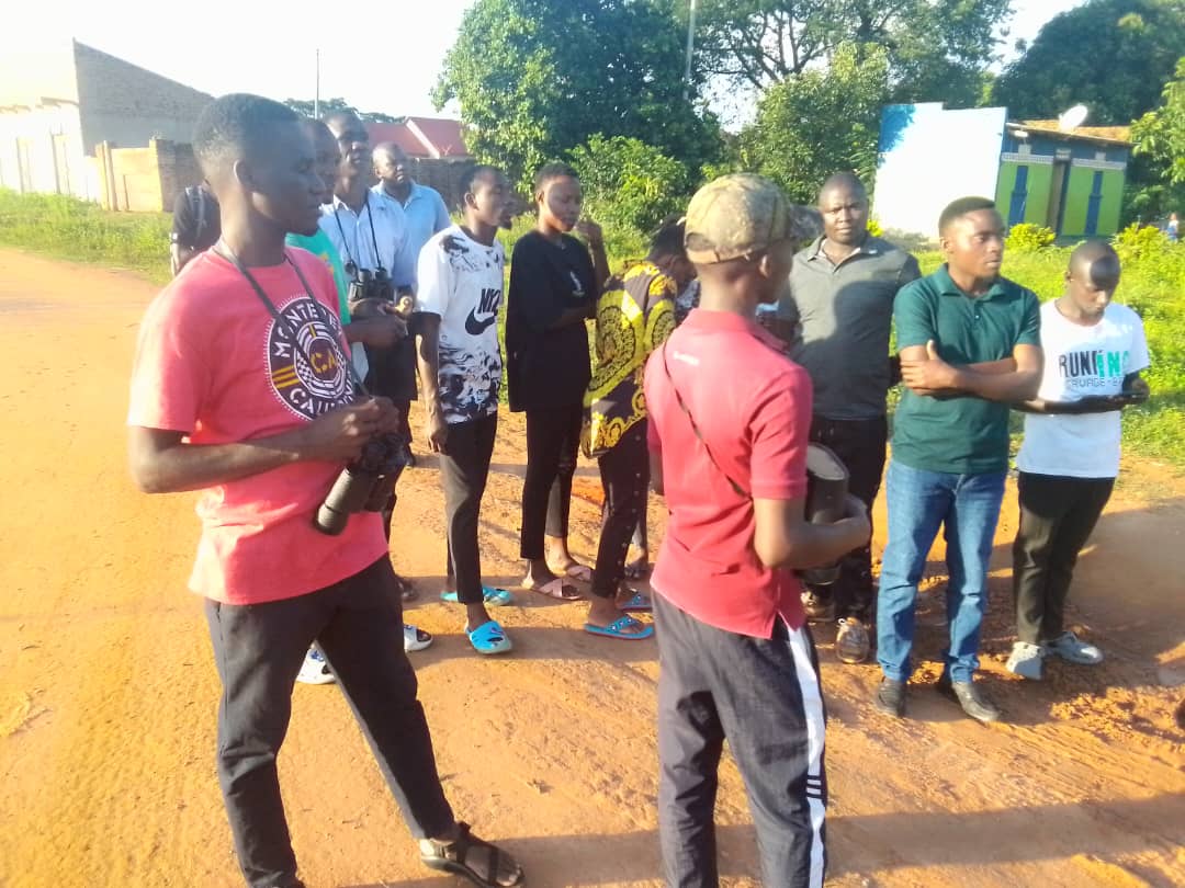 Busitematourism's tweet photo. When nature calls we respond...😍!
Earlier yesterday we embarked on new trail to discover various bird species and plant species. The session was amazing as students were able to exercise and enhance on their Tour guiding skills. 
#Busitematourism #buttsa #travel #WTD #pallisa https://t.co/rfF2Qisf7o