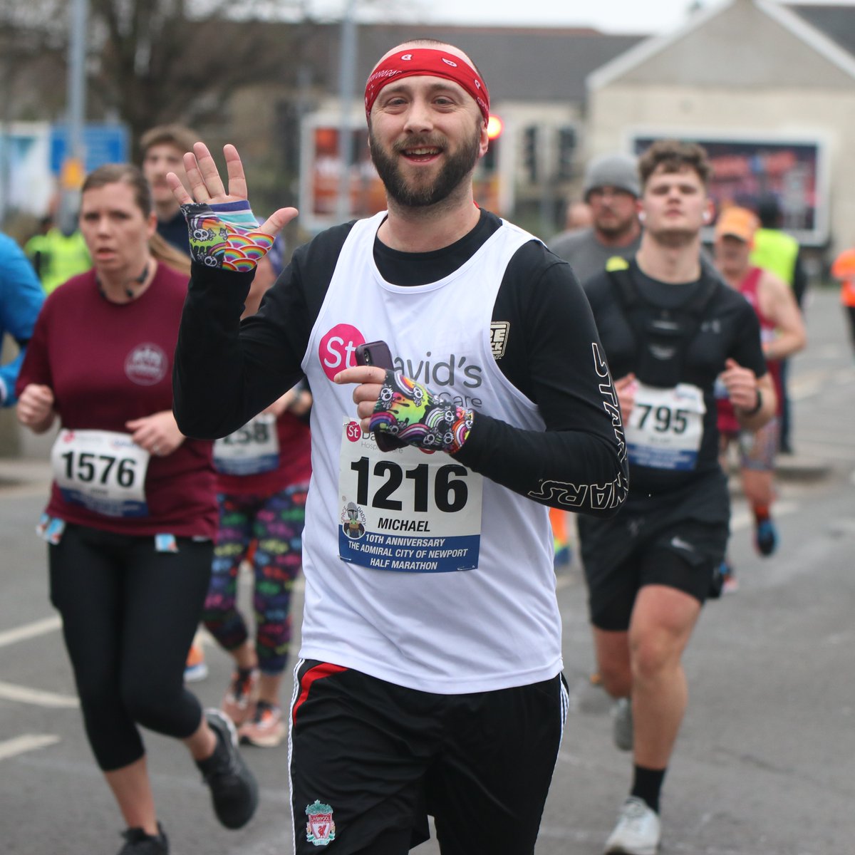 NewportHalf's tweet photo. The original much loved city half marathon launches today with a new Title Sponsor and a tempting opening offer. St David's Hospice Care is proud to bring you the St Joseph's Hospital City of Newport Half Marathon 2 March. #Run4Good #Charity @southwalesargus  @stjosephshosp 🏃 🏃 https://t.co/GkO7BXDA3g