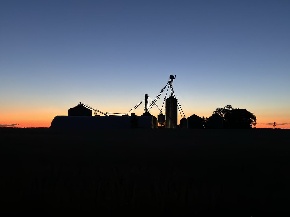 Pete Curran (@listentoafarmer) on Twitter photo Where the World comes: Madison, Wisconsin. To celebrate the caretakers of our souls: Farmers. <a href="/WDExpo/">World Dairy Expo</a>
#RuralAmerica
#TellAn8thGraderAboutAFarmer Where the World comes: Madison, Wisconsin. To celebrate the caretakers of our souls: Farmers. <a href="/WDExpo/">World Dairy Expo</a>
#RuralAmerica
#TellAn8thGraderAboutAFarmer