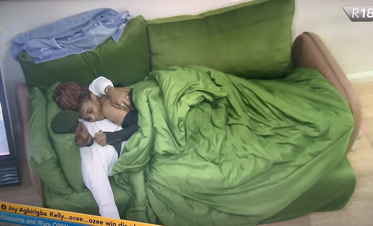 BeyouEssence's tweet photo. This was all my baby Chinwe wanted with Zion but they didn’t get to experience the HoH condo.
Hope they are doing so good now. ❤️
#Bbnaijas9 #Bbnaija
#VOTEVICTORIA
#zinwe https://t.co/6iyTLQ2Npi