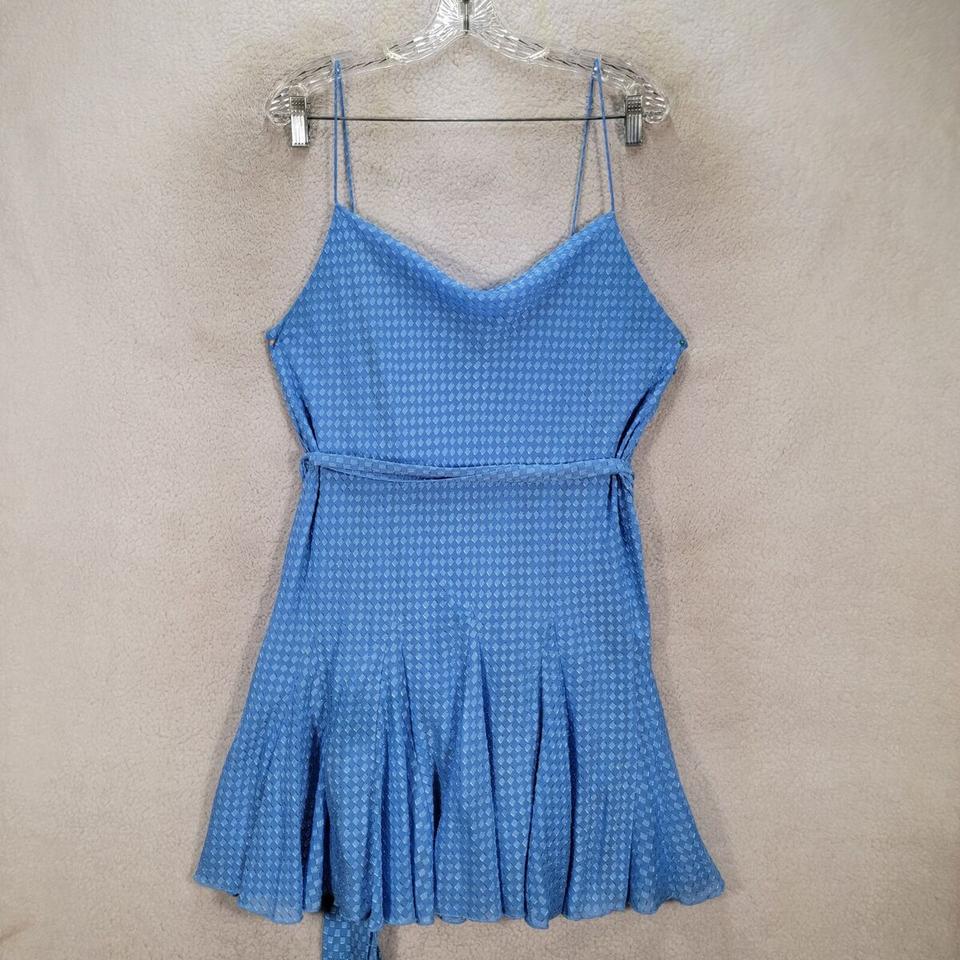 SugarThreaded's tweet image. Our sexy mini dresses are here to prove you can slay in style without slaying your wallet.
For 15% OFF use code: FALLINTOSAVINGS
Ship up to 5 items for $10.00!
#SexyMiniDress #VintageVibes #FashionGoals #OOTD #StyleInspo #SummerStyle #summerfits #vintagewear #nyfashionweek2024