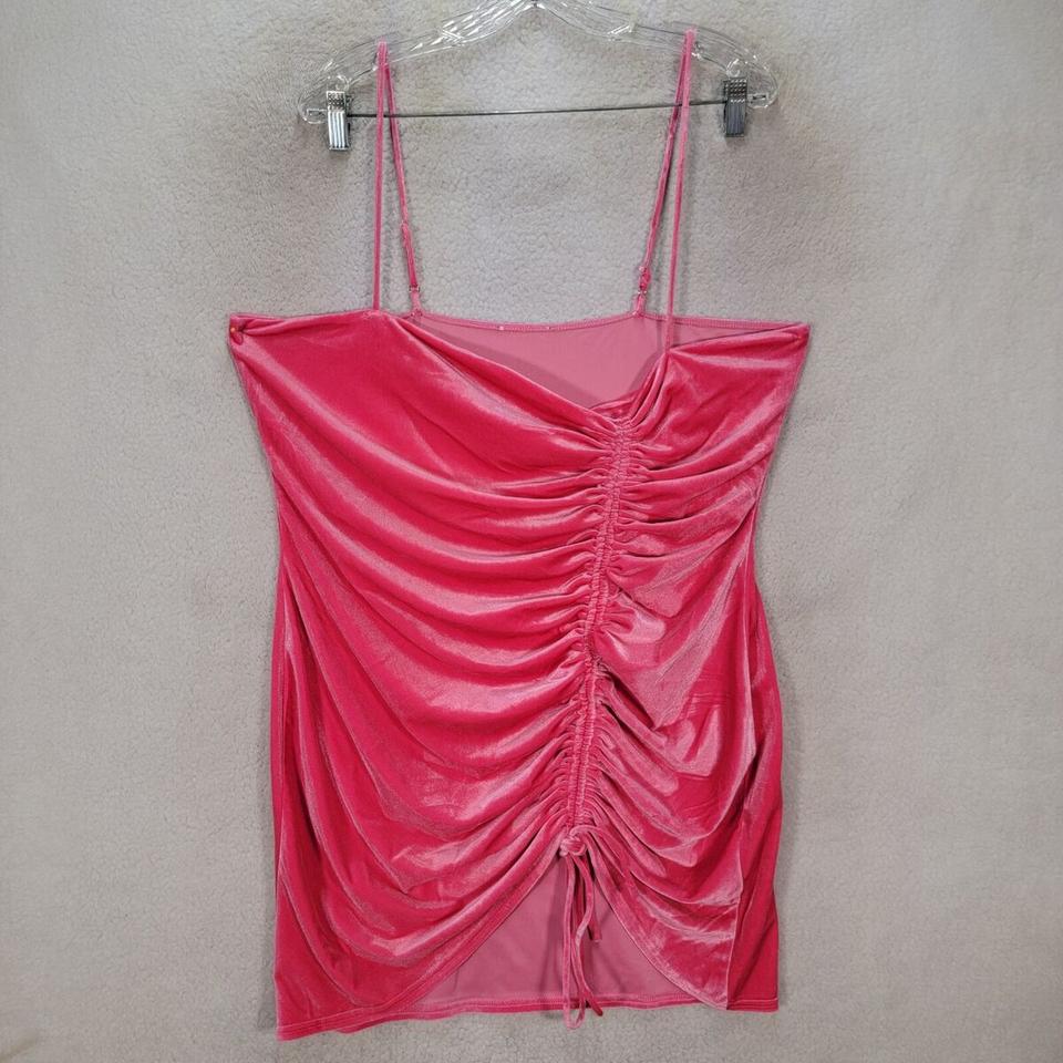 SugarThreaded's tweet image. Our sexy mini dresses are here to prove you can slay in style without slaying your wallet.
For 15% OFF use code: FALLINTOSAVINGS
Ship up to 5 items for $10.00!
#SexyMiniDress #VintageVibes #FashionGoals #OOTD #StyleInspo #SummerStyle #summerfits #vintagewear #nyfashionweek2024