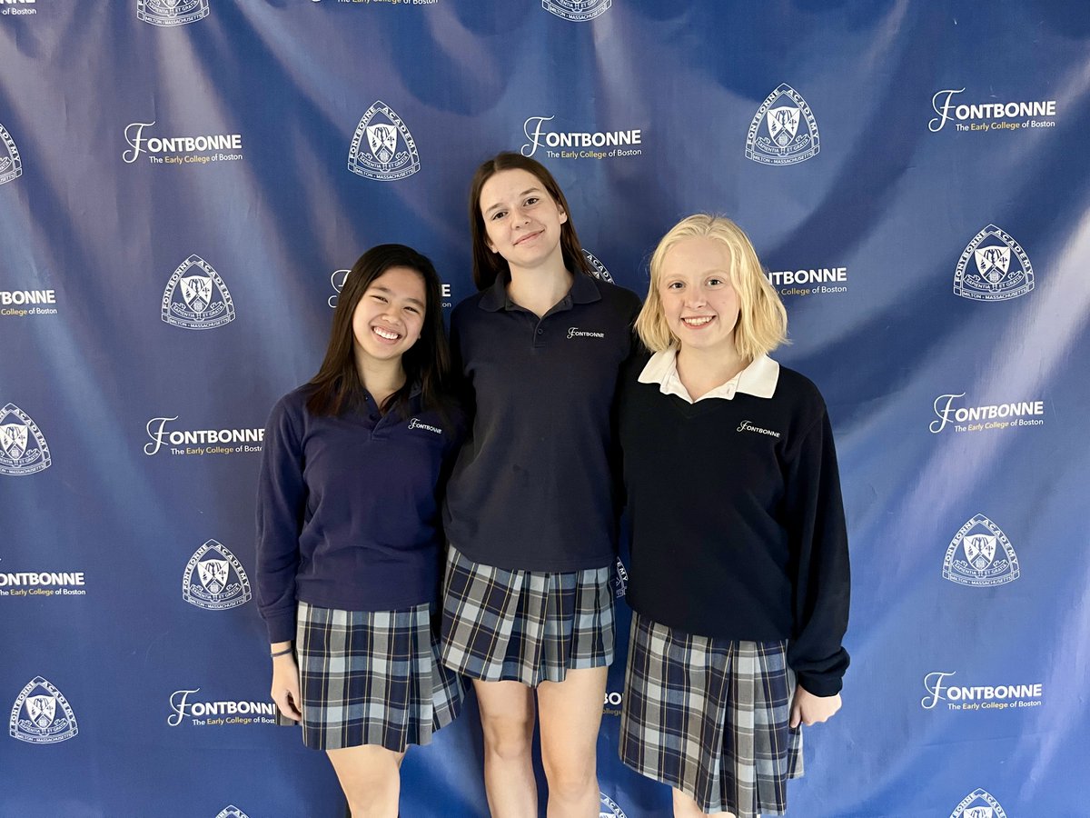 Congratulations to Julia Bergancia '25, Hannah Duncan '25, and Susan Leuchte '25, Commended Students in the 2025 National Merit Scholarship Program. 

They placed among the top 34,000 students taking the PSAT and have demonstrated outstanding potential for academic success.