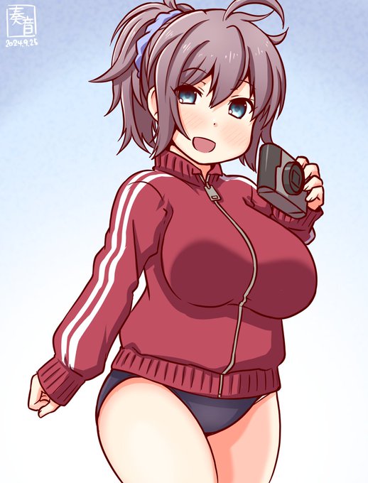 「これでとっても取材…
 いえ、戦闘しやすくなりました!」

#艦これ版真剣お絵描き60分一本勝負_20240925
#青葉

※遅刻+15分 