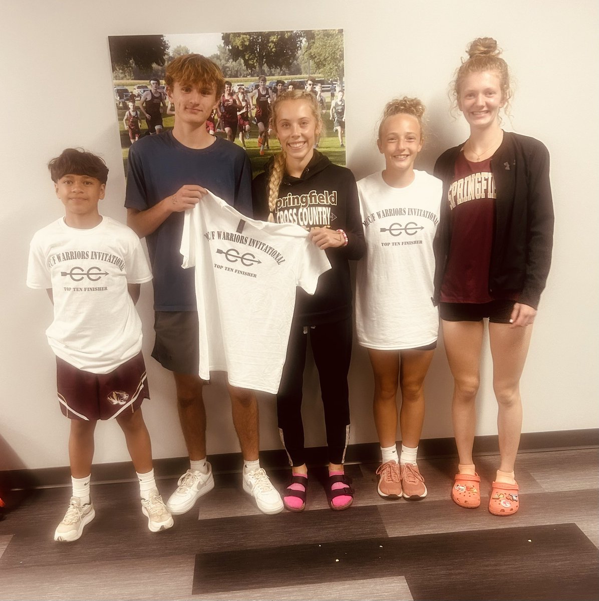 SCMTigerXC's tweet photo. Award winners for top 10 finishes https://t.co/uTDN3J4Z6Z