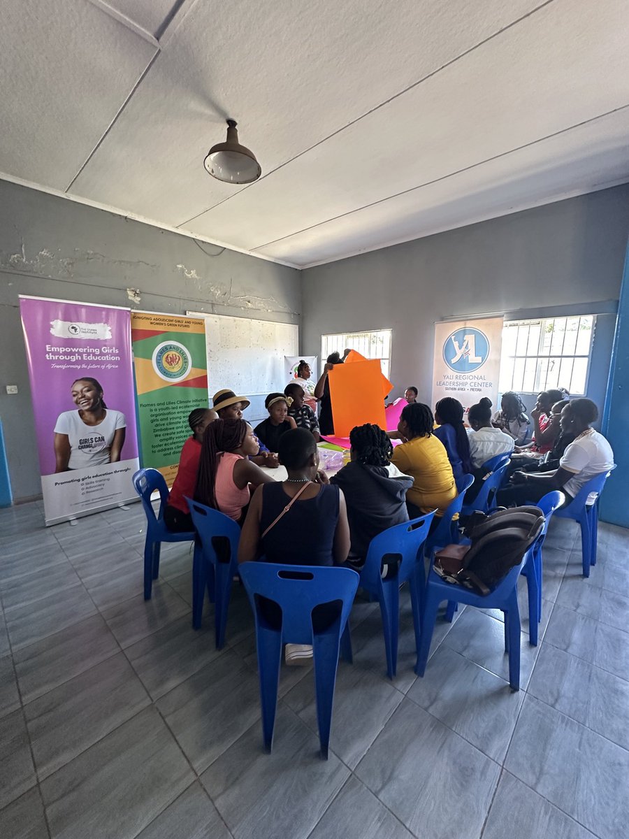 Day 2 #UsawaFLCI 
We kicked off with a creative #ClimateStory writing session where the participants shared on their personal experiences with climate disasters &amp; the socioeconomic challenges faced by families due to droughts, floods &amp; heatwaves. #FutureIsUsawa <a href="/FlamesandLilies/">Flames and Lilies Climate Initiative</a>