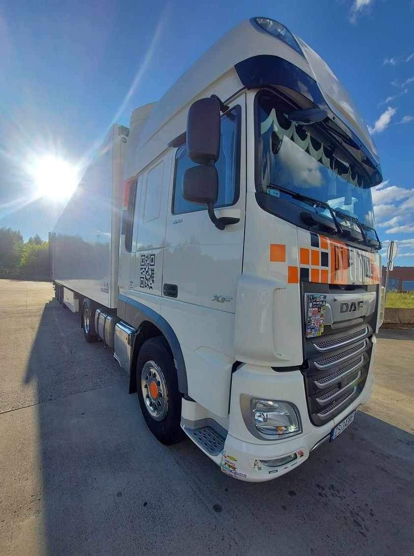 TSL_RTTRANS's tweet photo. Pojazd na trasie, w słonecznej krasie !
#weTRANSPORTers #RTTRANS🚛 https://t.co/ykd21F8z88