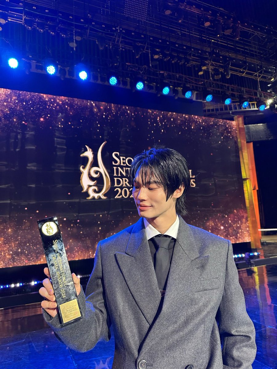 jamemiibae__'s tweet photo. ยินดีกับน้องวินด้วยนะครับ คนเก่ง🤍💚🎉
WIN SDA AWARDS
#SDA2024xWinMetawin
#winmetawin @winmetawin
#SeoulInternationalDramaAwards
#OutstandingAsianStar #SDA202 https://t.co/0btUKhgDmQ