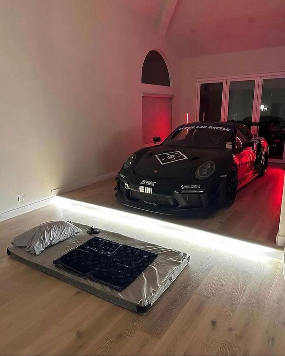 Freedom Luxe tweet media