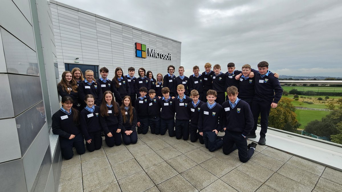 CncKilcormac's tweet photo. Many thanks to @MichaelB_Edu and @diana_delaPeza at @MS_eduIRL today for an amazing tour and workshop at the One Microsoft Place in Dublin. The Minecraft Gurus and 3B had a fantastic time with you and very inspired for the world of coding, gaming and computer science! #DreamSpace https://t.co/P2RJzxVgX2