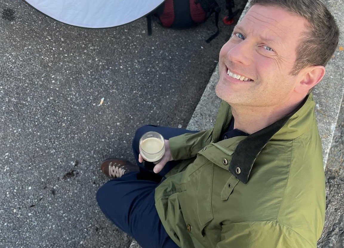 kinsale_ie's tweet photo. Join Dermot O’Leary in Kinsale on ITV at 2pm today in his new series Dermot’s Taste of Ireland!! 🙌

Dermot explores the town and meets up with some of our favourite faces Kinsale Food Tours Koko Kinsale Bastion The Bulman Kinsale Kinsale Hotel and Spa ❤️ https://t.co/wvdbL4X3XP