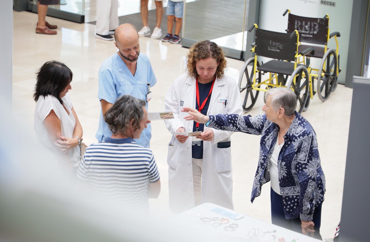 HospitalLaFe (@hospitallafe) on Twitter photo 🏥El <a href="/HospitalLaFe/">HospitalLaFe</a> conmemora el #DiaInternacionalDeLaAtaxia con una mesa informativa para concienciar sobre esta patología.
🧠La Unidad de Ataxias atiende aproximadamente 50 nuevos casos cada año y realiza un seguimiento anual a más de 300 pacientes.
📰breu.gva.es/b/ZyrB8LYPoY 🏥El <a href="/HospitalLaFe/">HospitalLaFe</a> conmemora el #DiaInternacionalDeLaAtaxia con una mesa informativa para concienciar sobre esta patología.
🧠La Unidad de Ataxias atiende aproximadamente 50 nuevos casos cada año y realiza un seguimiento anual a más de 300 pacientes.
📰breu.gva.es/b/ZyrB8LYPoY