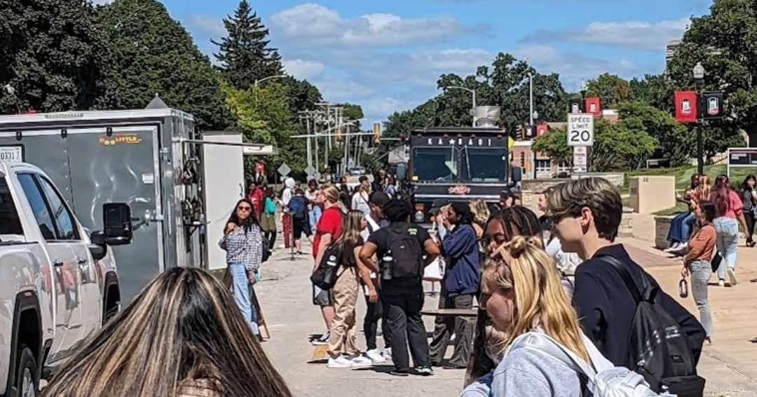 Don't Forget! Wednesdays are FOOD TRUCK WEDNESDAYS on the <a href="/NIUlive/">NIU</a> campus 🤗🐺

Come enjoy what our local vendors have to offer - lineup changes each week. To see who is coming out each week, go to niu.edu/outreach/about…
