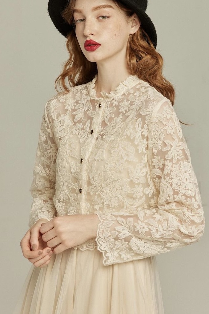 9月28日(土)お昼12時新作販売開始🕛 《ソフィアの入れ歯》Top / Ivory