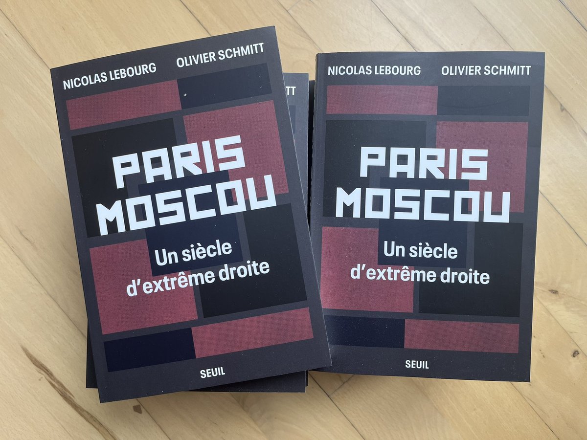 Olivier Schmitt (@olivier1schmitt) on Twitter photo Nouveau jeu-concours!
Je *donne* deux exemplaires de « Paris-Moscou » et je me charge des frais d’envoi.
Comment concourir? « Aimez » et « retweetez » ce message.
Je choisirai au hasard deux vainqueurs demain à 11.00. Nouveau jeu-concours!
Je *donne* deux exemplaires de « Paris-Moscou » et je me charge des frais d’envoi.
Comment concourir? « Aimez » et « retweetez » ce message.
Je choisirai au hasard deux vainqueurs demain à 11.00.