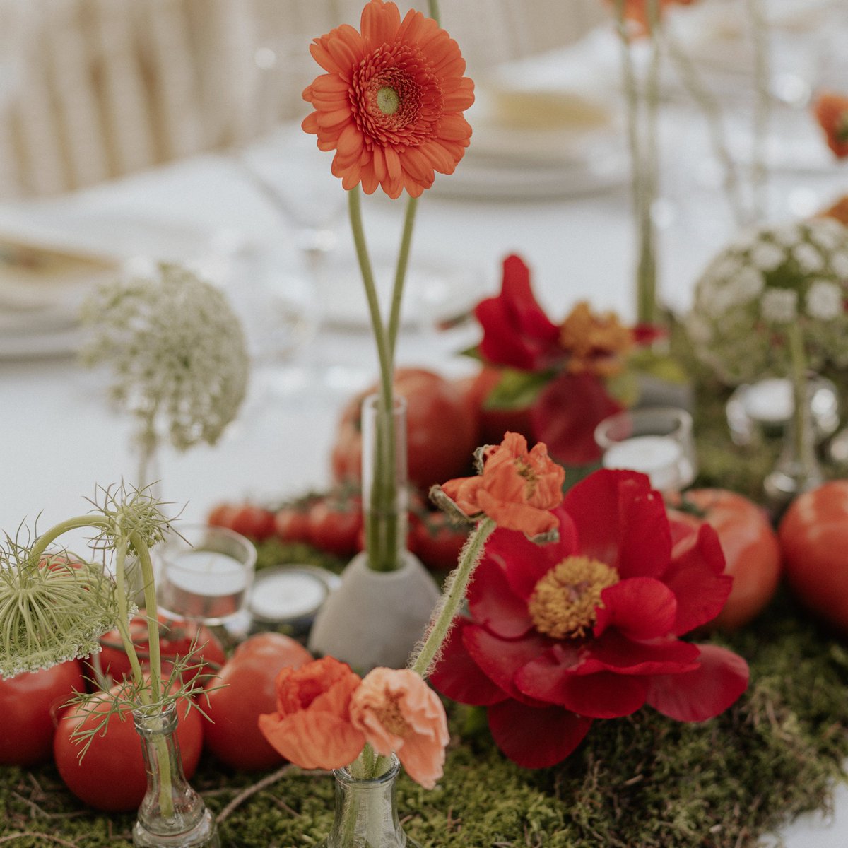 haciendaelvizir's tweet photo. ✅ Los centros de mesa de una #boda están ligados al #seatingplan, ya que al indicar dónde se sentarán los invitados les ofrece pistas sobre la decoración que encontrarán en el banquete ⤵️
#post 👉 https://t.co/BHwizP5NqQ
✍️ #Blog de #Hacienda El Vizir - Inspiración e Ideas https://t.co/7o4Ebgvd1c