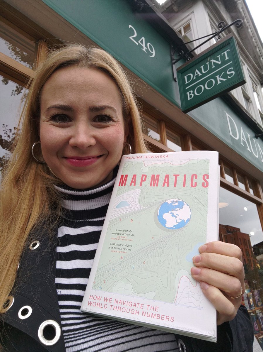 Eight years ago I had the pleasure of mentoring a maths doctoral student interested in doing more #scicomm. Today, I picked up her first book from <a href="/Dauntbooks/">Daunt Books</a> ♥
Huge congratulations, <a href="/PaulaRowinska/">Dr Paula Rowińska</a> - can't wait to get started on it properly. #mentoring #maps #womeninstem