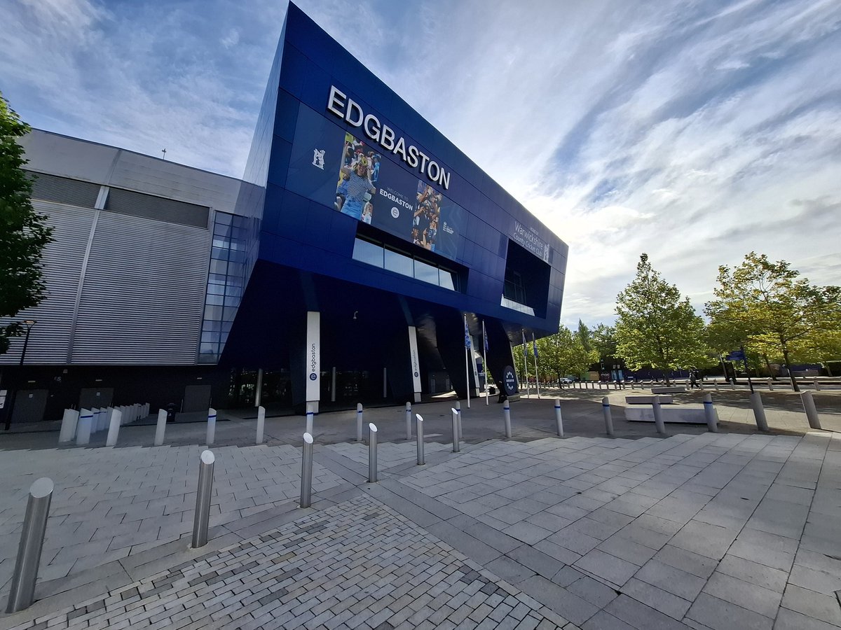 Excellent lifelong learning session on brain tumours <a href="/The_SBNS/">SBNS</a>! Many research projects in progress or set-up, including ultra-rapid molecular profiling of tumours, neoadjuvant chemo!

#sbnsbirmingham2024