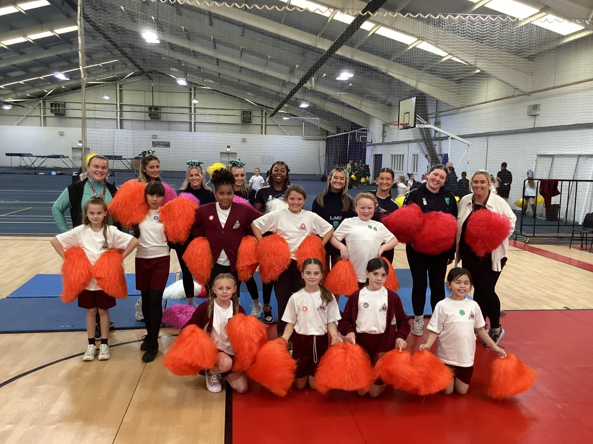 Mrs Thomas tweet media