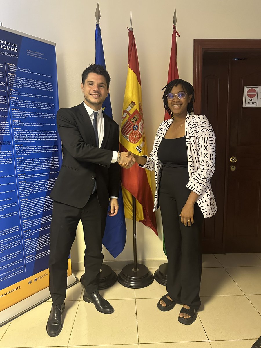 Embajada de España en Guinea tweet media