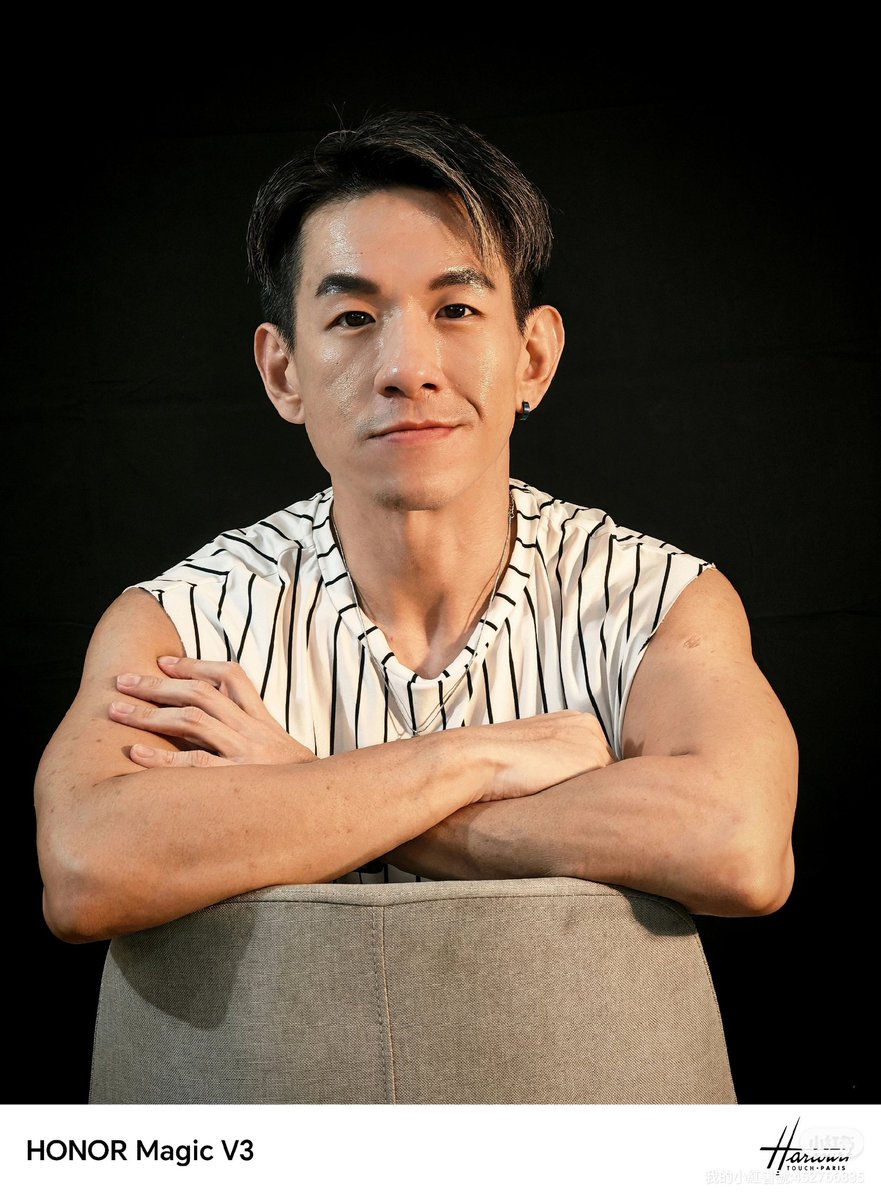 ethanbryan0203's tweet photo. 又來HONOR STUDIO做客了,我還是比較喜歡這種休閒風格,上次的雖然也不錯,但有點太做作了😆
#honor #honormagicv3 #magicv3 #harcourt #potrait
Malaysia place order:
HONOR SHOPEE : https://t.co/oNlct1emwZ https://t.co/RttAlDAySG