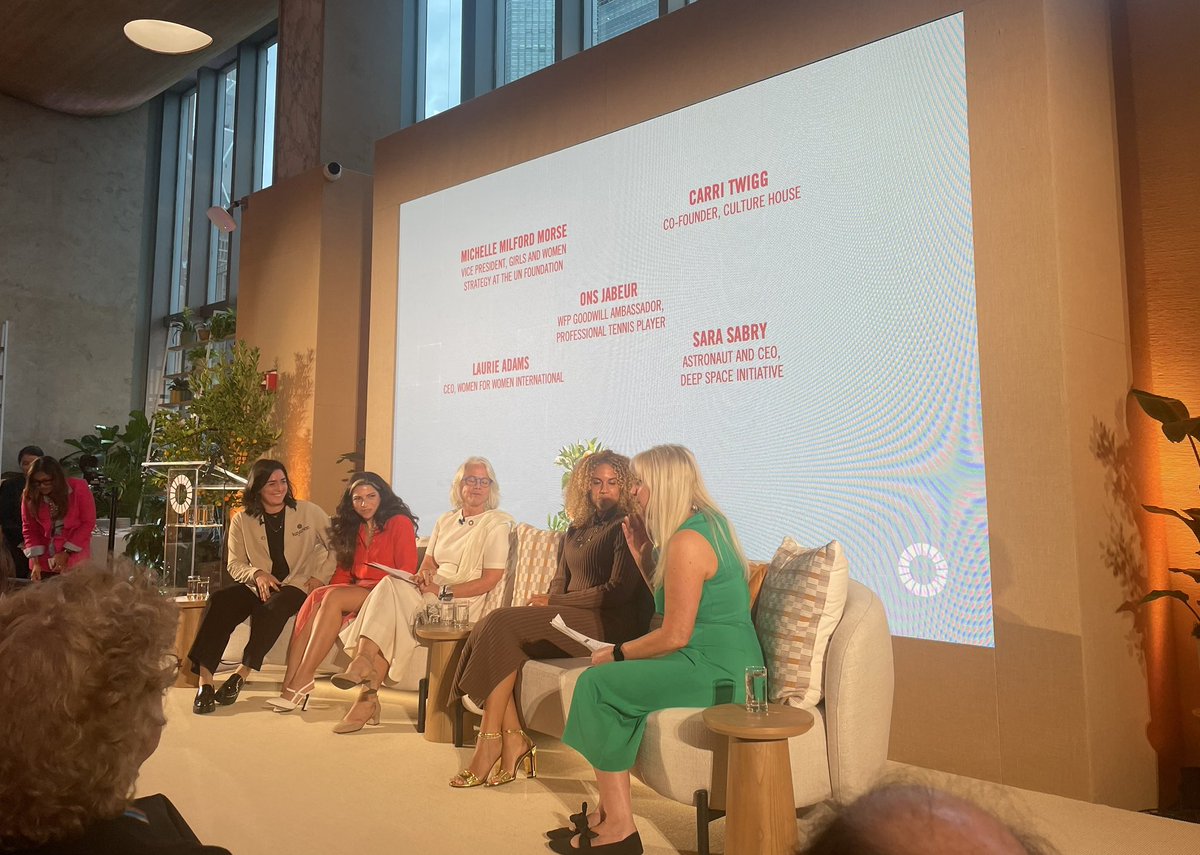 Introduit par <a href="/AminaJMohammed/">Amina J Mohammed</a>, vice-secrétaire générale de l’ONU, le documentaire « Women Rise for All » revient sur les inégalités de genre : droits humains, économie, crise climatique… 
L’occasion de se replonger dans cet excellent avis de <a href="/lecese/">CESE</a>  : lecese.fr/travaux-publie…