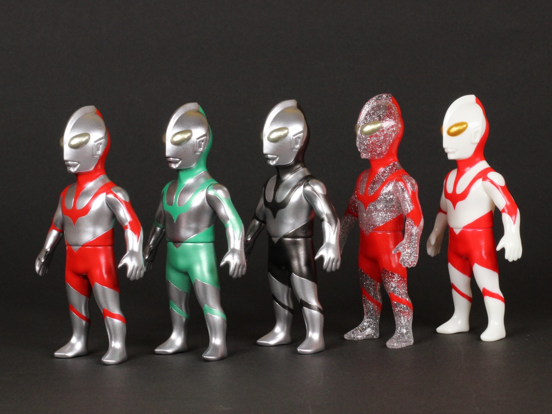 ウルトラマン One up 円谷プロ One up. 秋葉原 ソフビ / 中野ブロードウェイ 玩具 on X: 