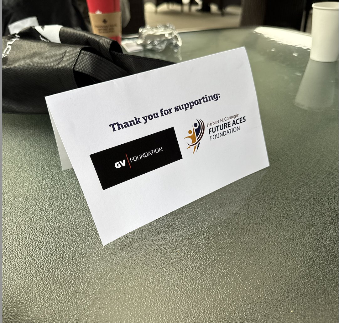 So grateful to be one of the benefactors of today's <a href="/SEIUHealthCan/">SEIU Healthcare</a> golf tournament <a href="/rhgolfclub/">Richmond Hill GC</a> 
Thank you to all the organizers, participants and supporters!
Hope you have a wonderful day on the links!