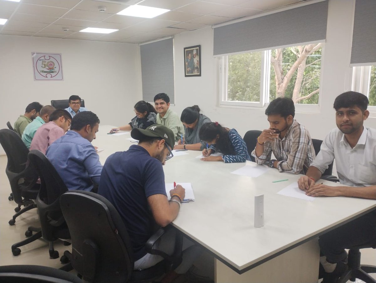 celbharat's tweet photo. A quiz competition was organised in CEL  on #SwachhtaHiSeva2024 #SwacchBharat #dsir . https://t.co/CVUsmcp8PM