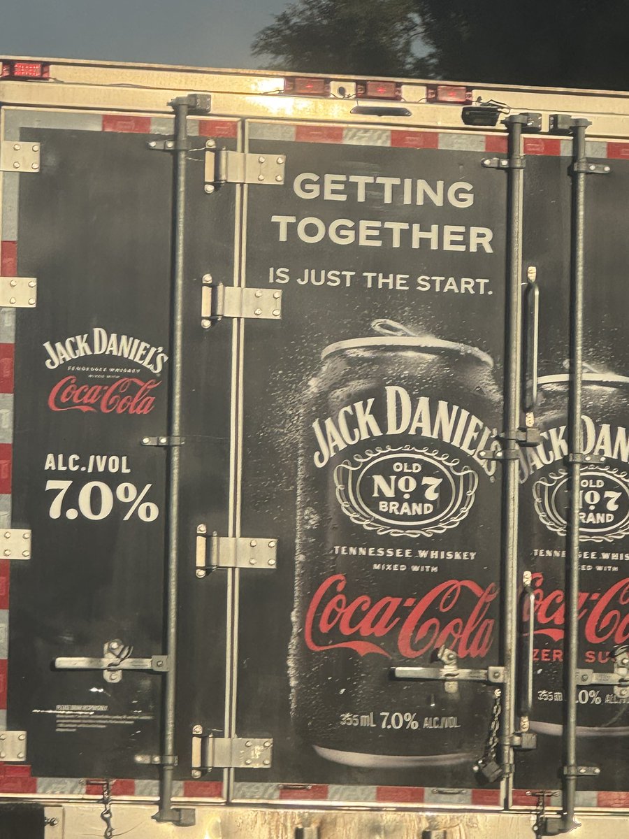 CarwashSean's tweet photo. @GalvinSeriously only thing that goes with coke. https://t.co/Ik13uAvmIX