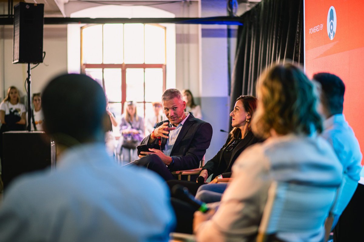 Weekend Media Festival tweet media