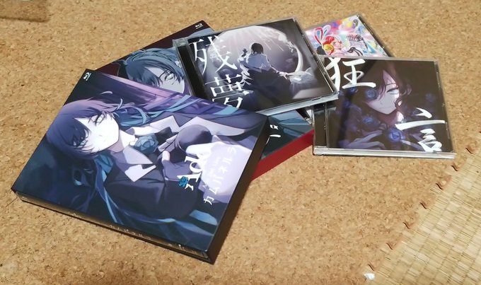 FILM REDは映画館で観たのに
今ごろ歌ってる人にハマったという

liveのほうがスゴいですね 