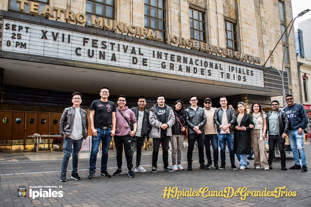 CunaDeTrios's tweet photo. Orgullosos de mostrar el talento de nuestros artistas en el escenario más emblemático del país.
Hoy la cultura de Ipiales en el
@TeatroJEG
8 p.m. / Entrada libre hasta agotar aforo #IpialesCunaDeGrandesTríos #Bogotá #CulturaBogotá

@LuisAlfonsoEsc @idartes @rcnradio @mincultura https://t.co/gOMNCvqICE