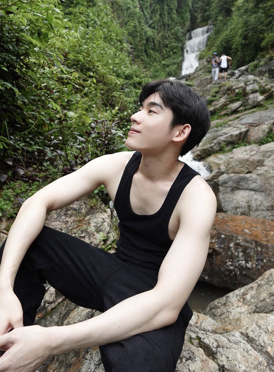 kanz_xi's tweet photo. มาแอ่วเจียงใหม่ ม่วนอ๊กม่วนใจ๋ 🍃 #เชียงใหม่ #แอ่วเหนือ #น้ำตก https://t.co/FQ2c6ulQQ5