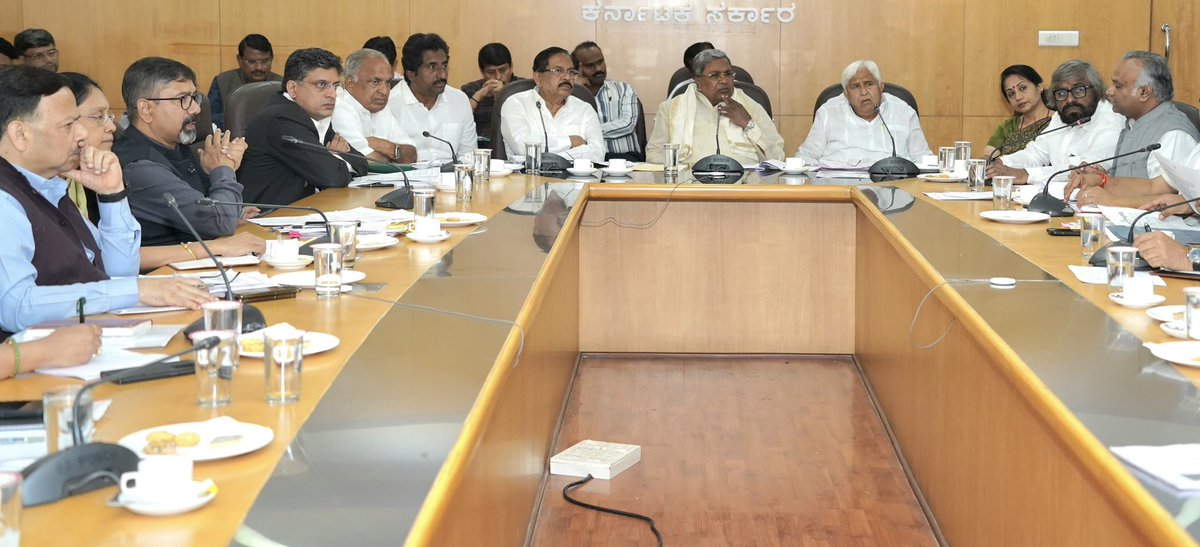 PriyankKharge's tweet photo. I had requested the Hon. @CMofKarnataka to convene a meeting with KPSC, KEA, DPAR, and the legal department to address:

- Reforms in the KPSC and KEA recruitment processes
- Proper interpretation of Article 371(J) by government departments
- Resolving legal obstacles in government recruitment

I have submitted my suggestions to CM and my cabinet colleagues for a faster and more transparent recruitment process. The CM has directed officials to provide a way forward for the recruitments at the earliest.

The Govt is committed to filling the Government vacancies during our tenure for the benefit of our youth.

@DKShivakumar @DrParameshwara @HKPatilINC @eshwar_khandre @drmcsudhakar