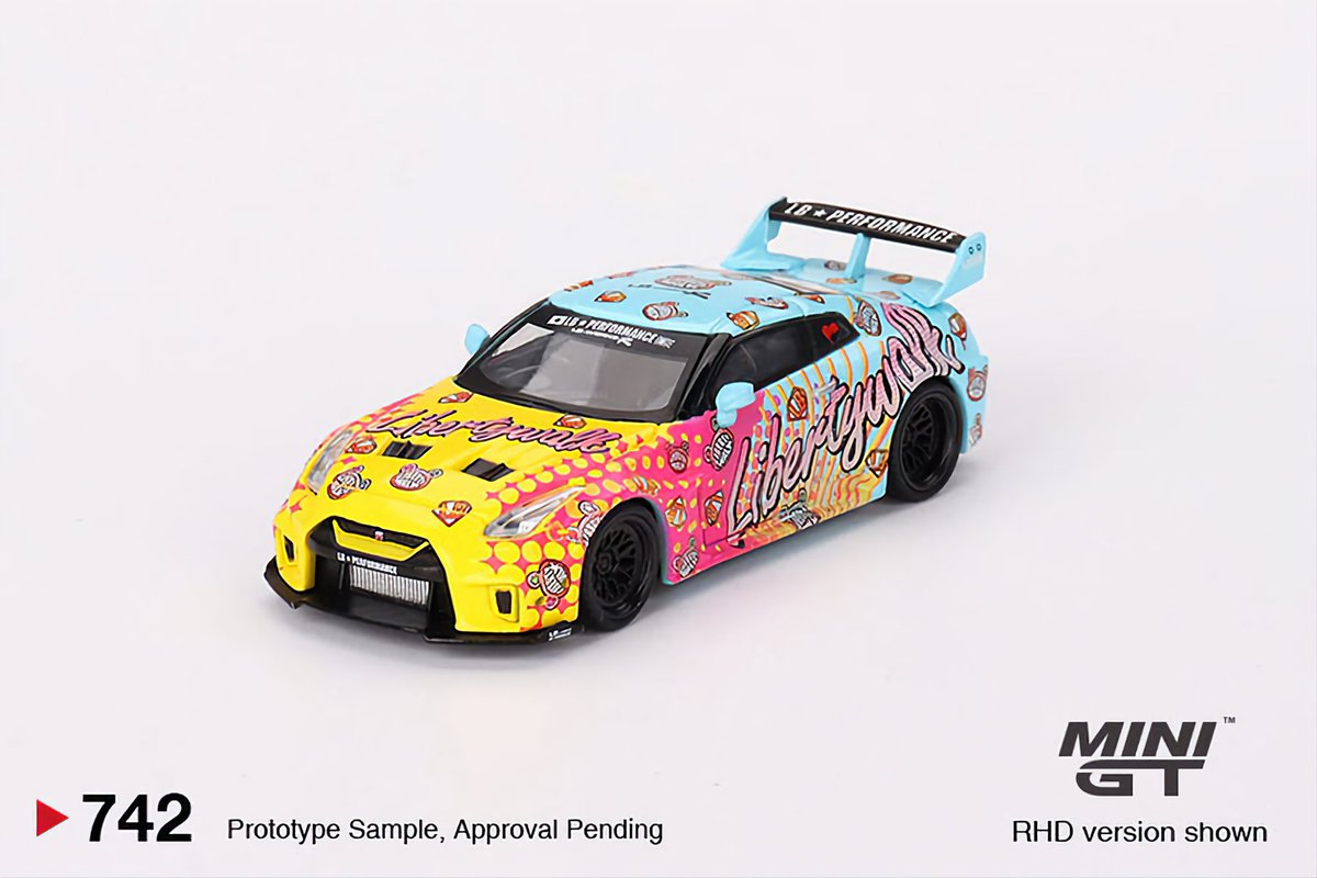 DIECASTANDLIFE's tweet photo. 🔥🔥🔥🔥🔥New Still on Pre-order Kaido House Nissan Skyline GT-R R35 LBWK KUMA🔥🔥🔥🔥🔥 Anyone know when this will be released? 🫰🫰👍👍 ❤️Thank you all always❤️ More to come. #diecast #kaidohouse #Nissan #GTR #LWBK #KUMA https://t.co/5Fzo5mwucL