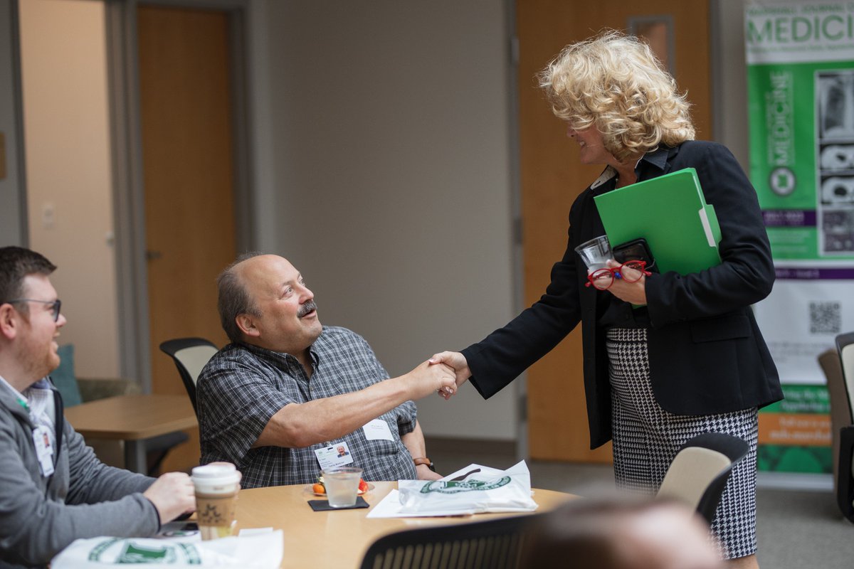 MUSOMWV's tweet image. 🎉 We officially welcomed the newest members of the #MUSOMWV faculty during new faculty orientation. These talented individuals bring fresh perspectives and expertise that will help shape the future of health care and research in #WV. Welcome to the #MarshallUFamily! 💚
