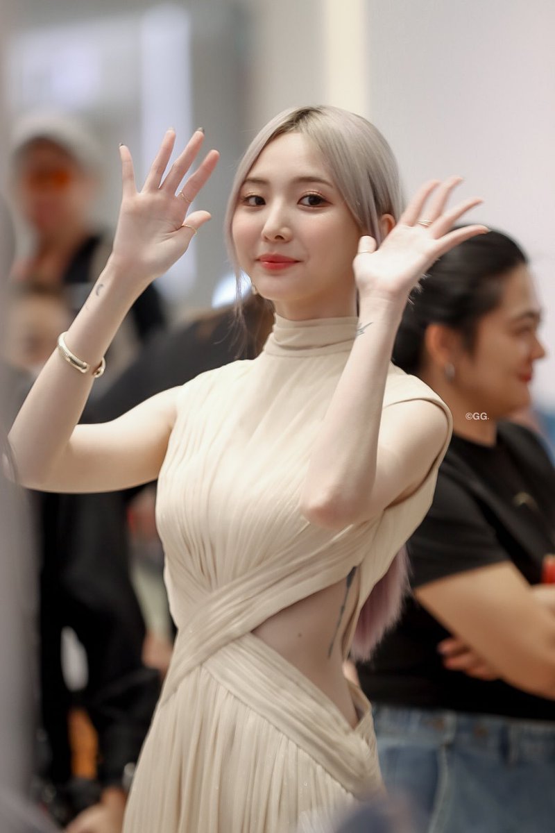 GATEFORGULF's tweet photo. ถ่ายน้องเนเน่มาฝากพี่ๆอะตอมค่า☺️
#nenevader
#NenexSulwhasoo https://t.co/6G9eOGD5du