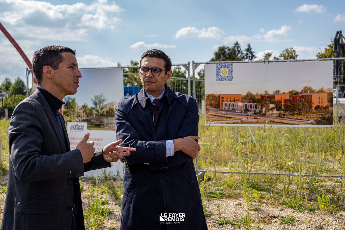 📢 Visite de 3 adresses #ActionCœurdeVille avec monsieur Djilali GUERZA, sous-préfet de Vitry-le-François.  
Il a pu découvrir l'évolution des projets auxquels nous sommes fiers de participer.

#immobilier #ANRU #bailleursocial #VilleDeDemain
<a href="/Prefet51/">Préfet de la Marne 🇫🇷</a>
