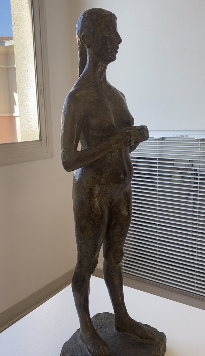 📣ℹ️ Le CHI accueille une collection de statues du Musée Despiau-Wlérick 
Vous pourrez les croiser au détour de services sur les sites de Layné et Sainte-Anne. 
Merci pour leur confiance💪🏼 #culturesanté