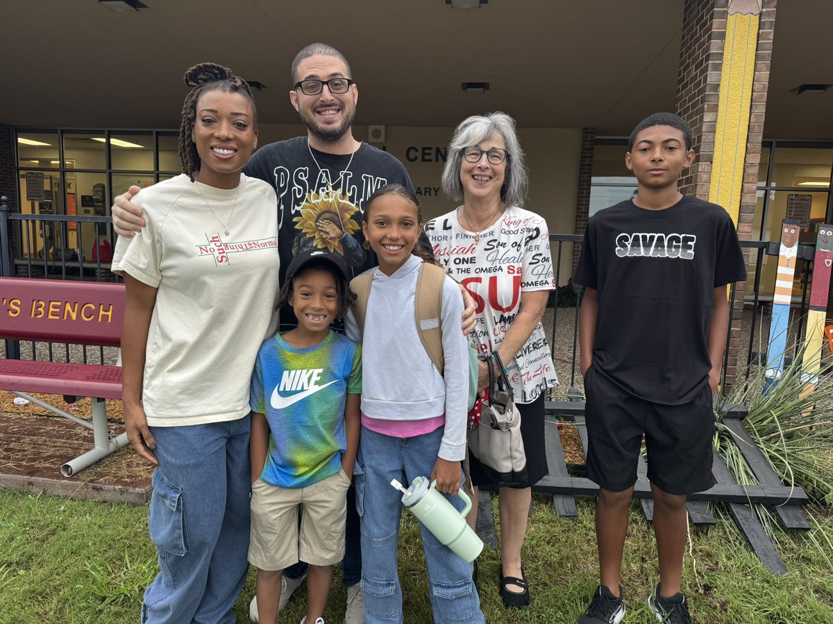 Loved joining <a href="/VialCC_Vikings/">Classical Center at Vial Elementary</a> and the nation to pray for our schools and students #seeyouatthepole #syatp <a href="/MikePagano87/">True Christian Ministry</a>