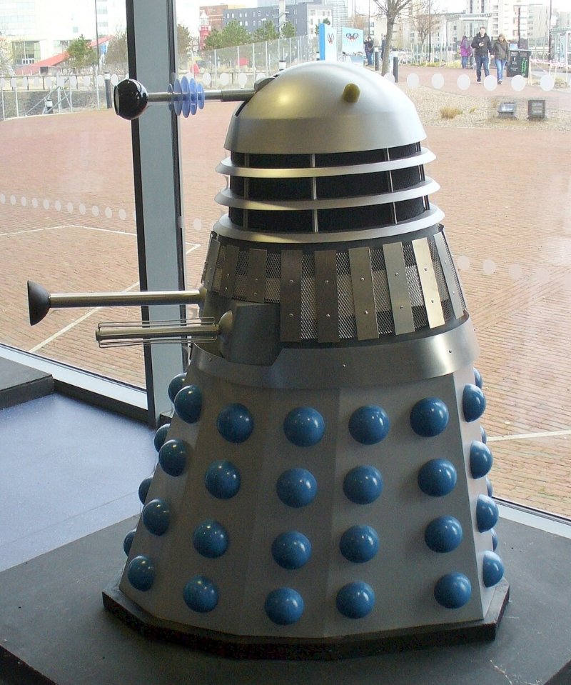 DavidPoliti's tweet photo. @jongaunt @Keir_Starmer He reminds me of a Dalek when he starts droning on.....🙄 https://t.co/amS91kJRjA