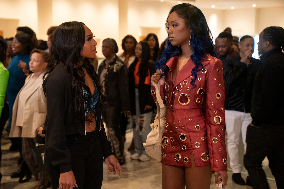 NewOnNetflixUSA's tweet photo. NEWS: Trailer Released for Tyler Perry's "Beauty in Black" Series for Netflix - Coming Soon

Back in February, Netflix and director Tyler Perry extended their creative partnership and announced a new series: "Beauty in...

Read more: https://t.co/ZLsfWUREal https://t.co/F4HTaQCY8H