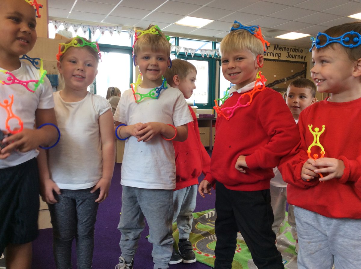 They told me ‘We are Kings and Queens, and these are our crowns’ <a href="/_MrsBG/">Mrs BG</a> <a href="/stjs_staveley/">Saint Joseph's</a> #joeysCL #UTW