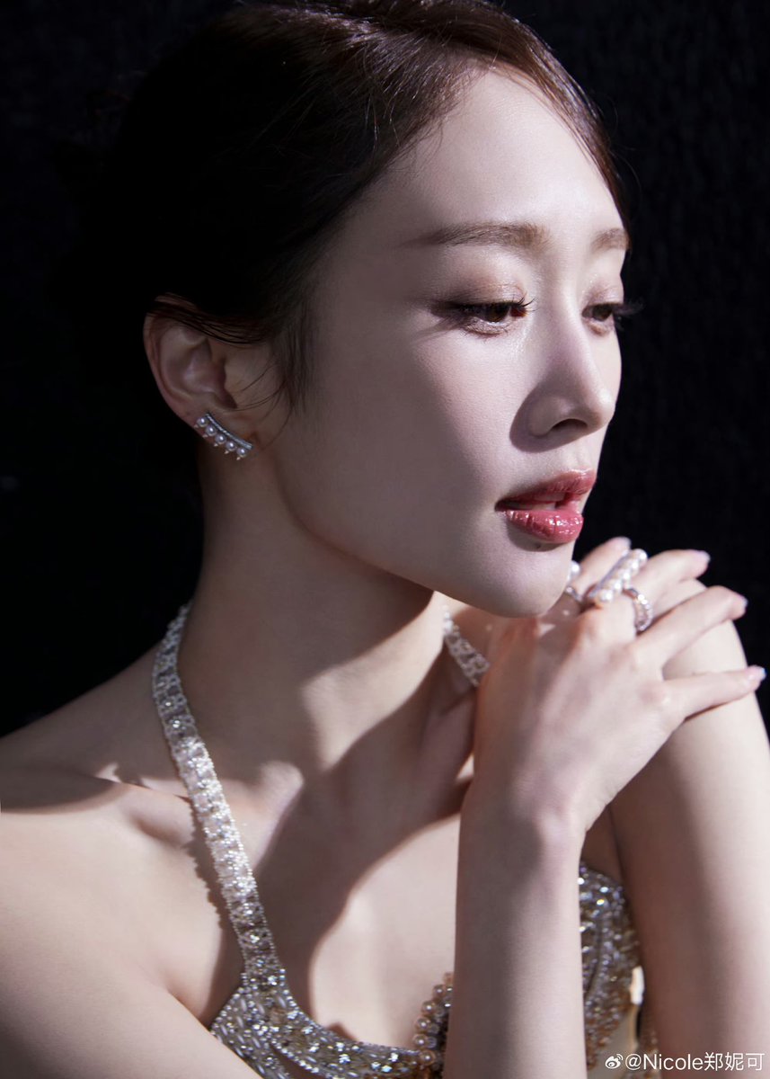 mi55colling's tweet photo. Your Highness, the Princess👸🤍
@_911007
#정니콜 #nicolejung #니콜
#114콜 #colling
#鄭妮可 #ニコル https://t.co/PE7zuF7G7X